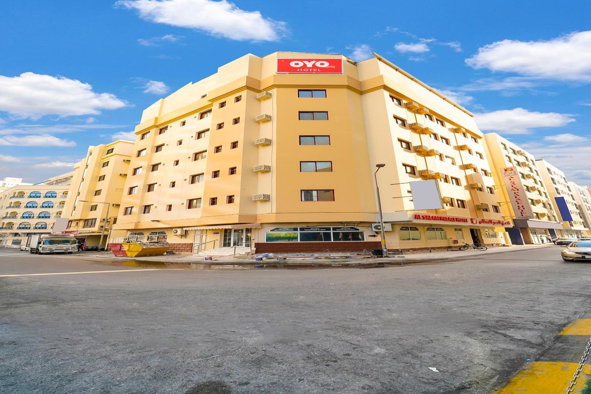 Oyo 124 Al Salam Palace Hotel Manama Exterior photo